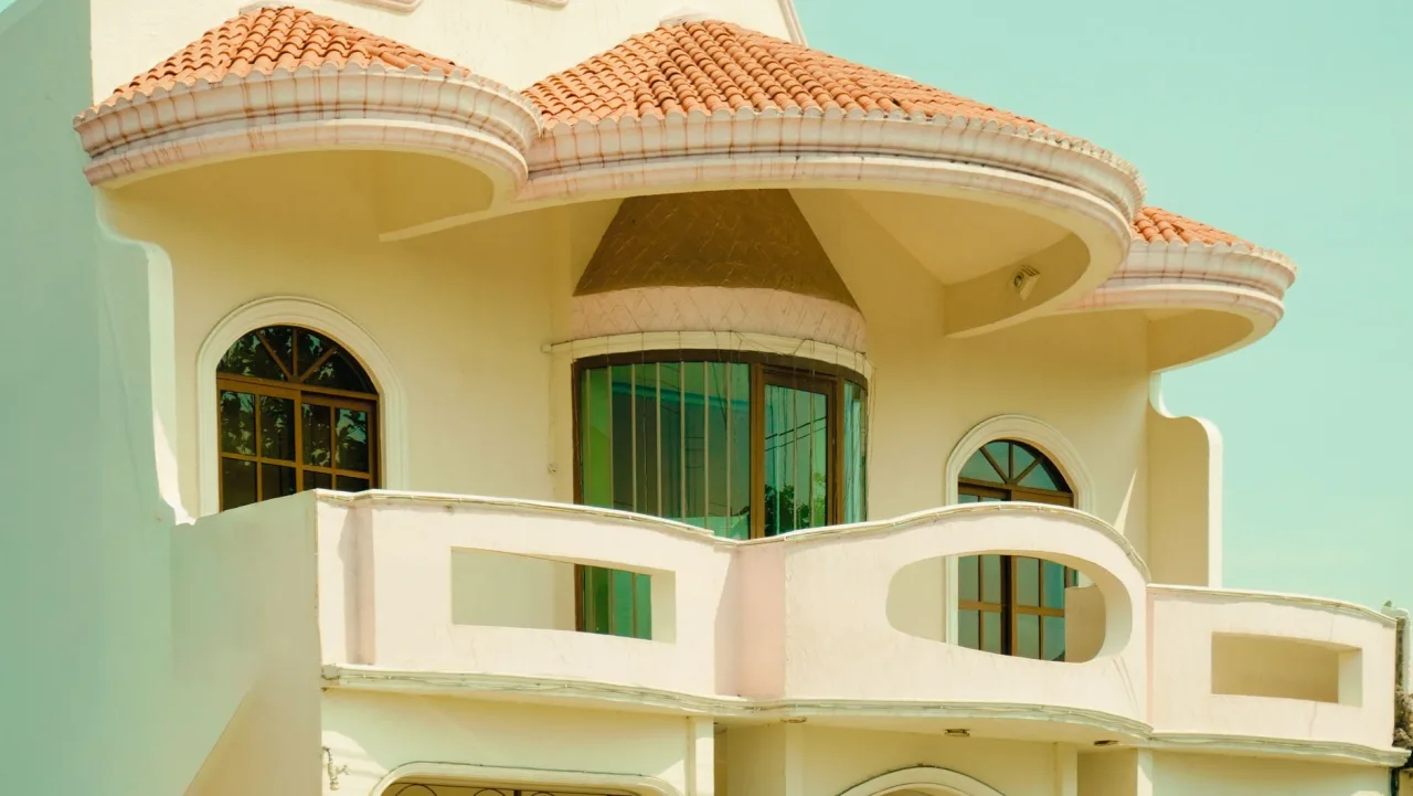 Anti-Termite Treatment: When Dubai Villas Need It