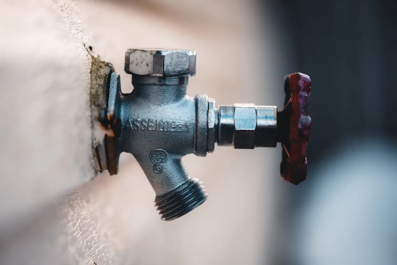 Common Waterproofing And Leak Sealing Mistakes Dubai Owners Make