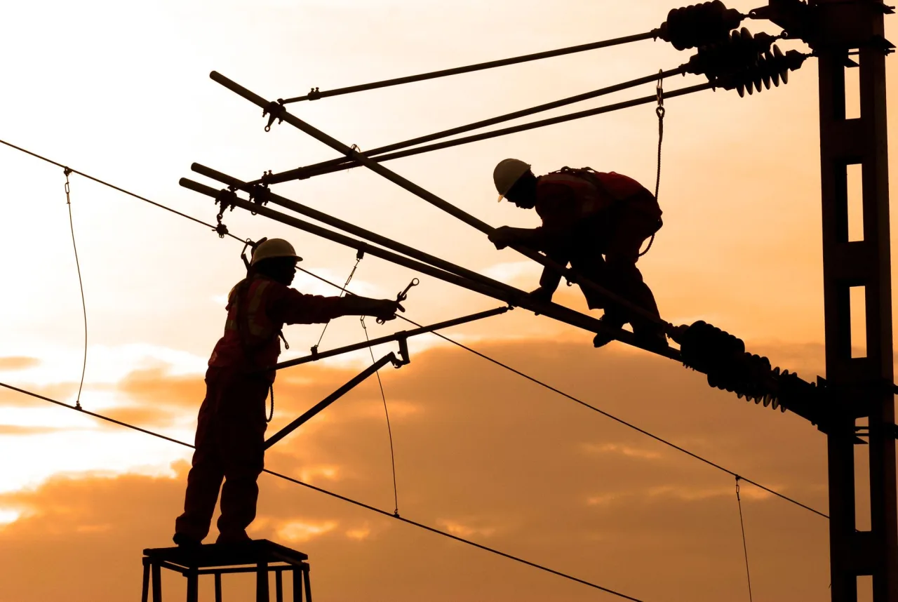 Electrical Systems in Dubai: Repair or Replace?