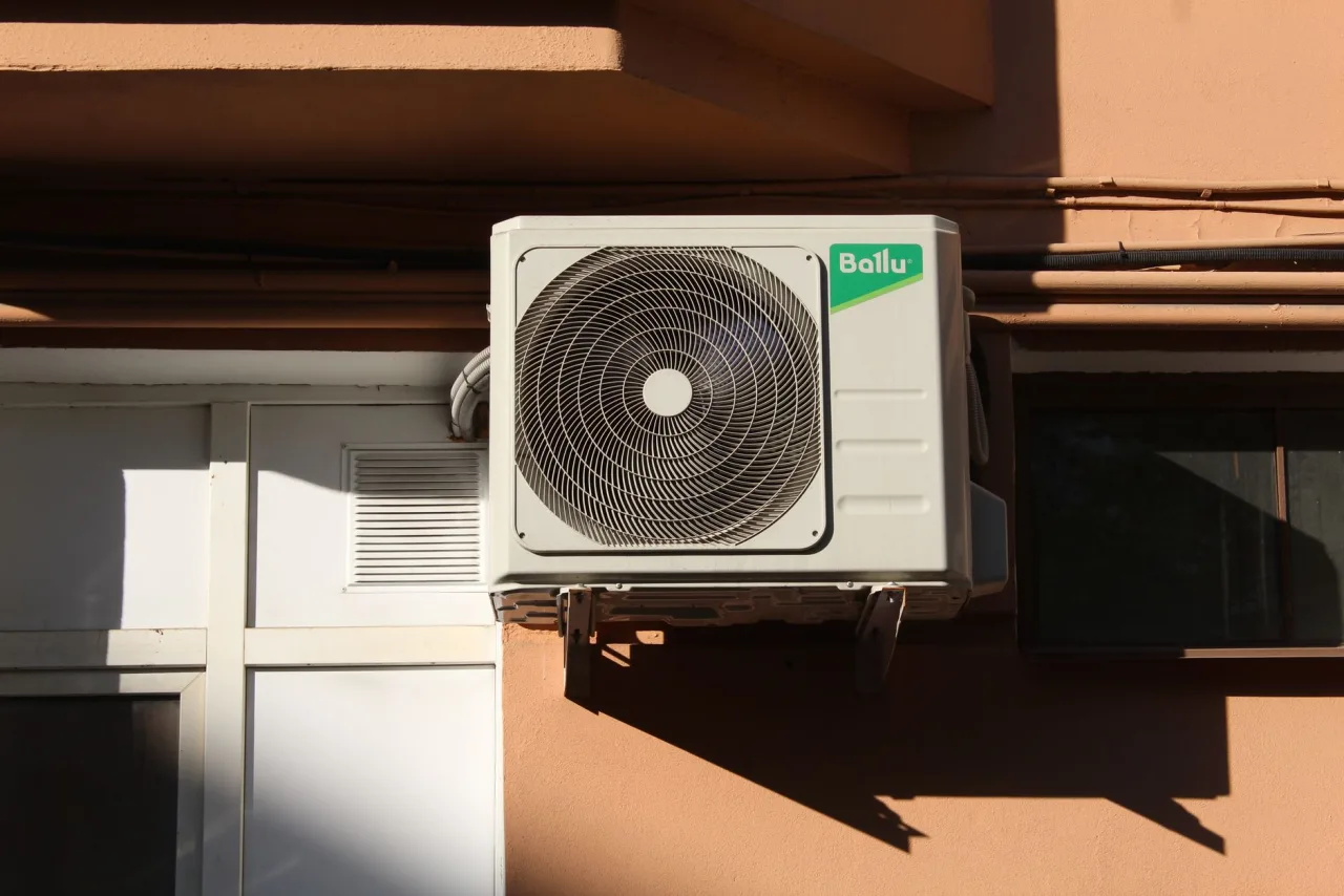 How Often Should You Service Air Conditioning in Dubai?