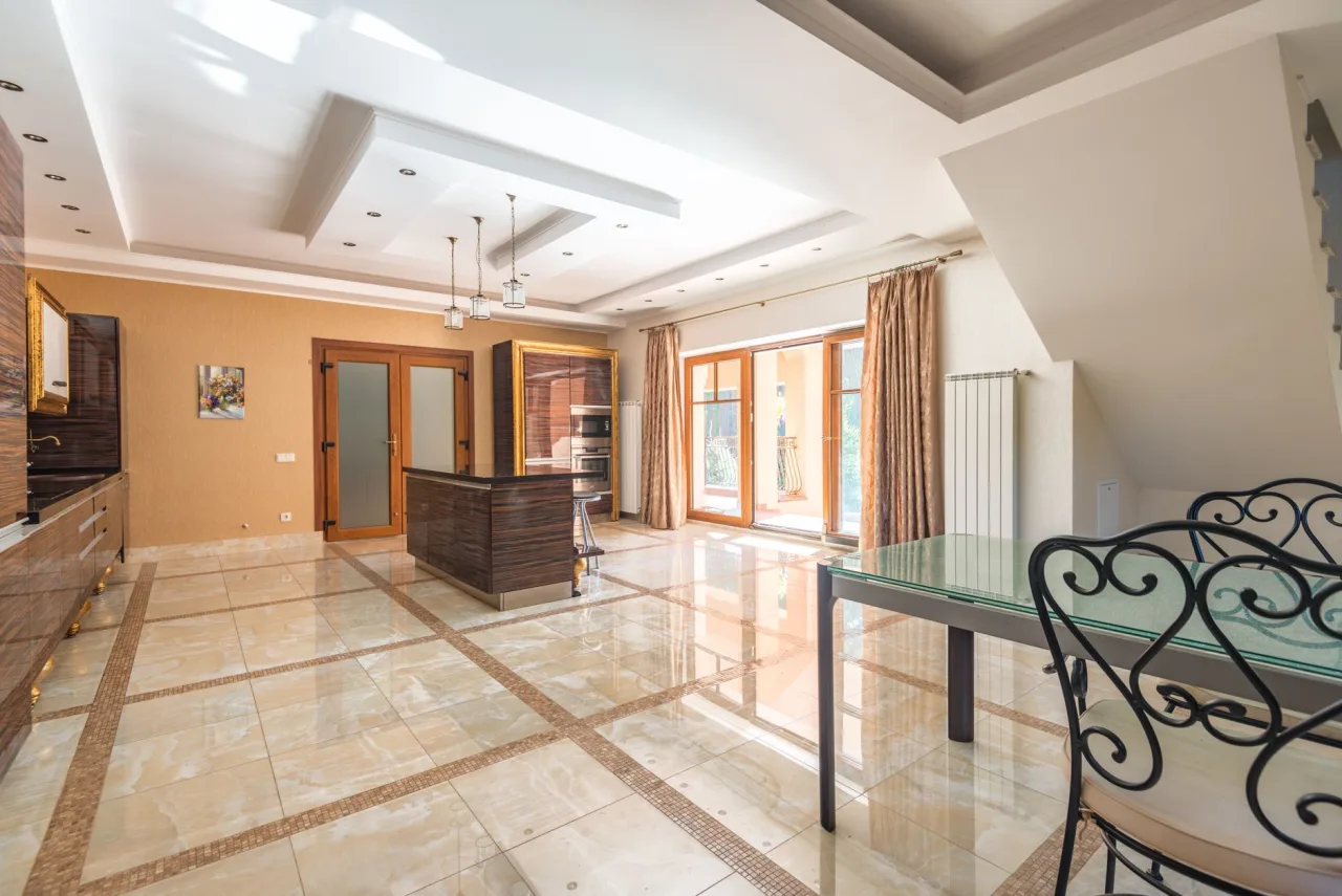Preparing Your Marble And Tile Care for Dubai Summer