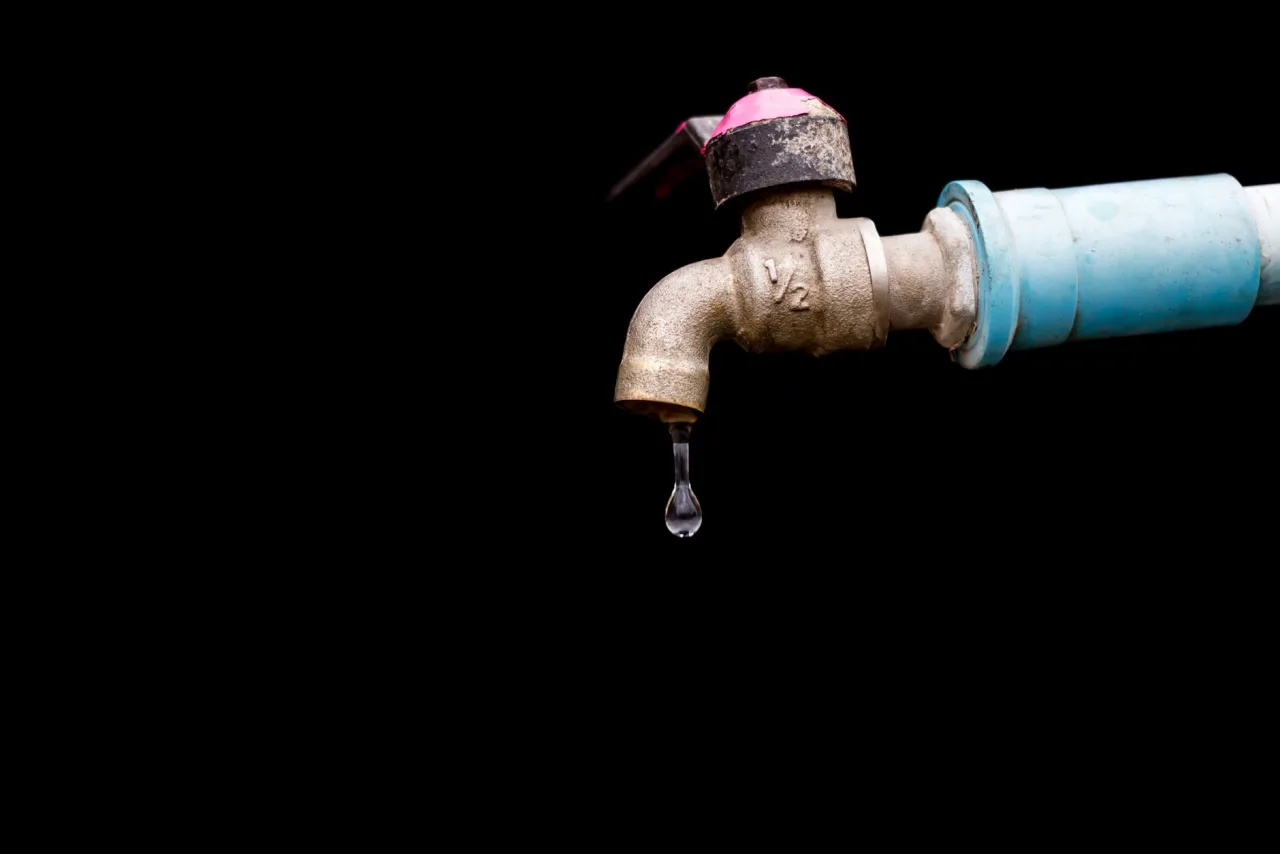 Signs Your Waterproofing And Leak Sealing Needs Attention in Dubai