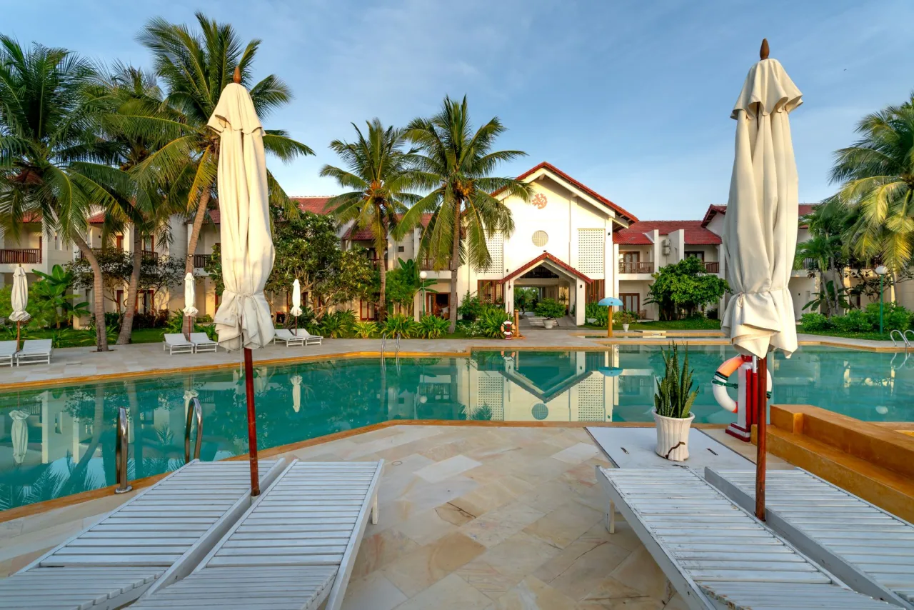 Swimming Pool Care Across Dubai's Villa Communities