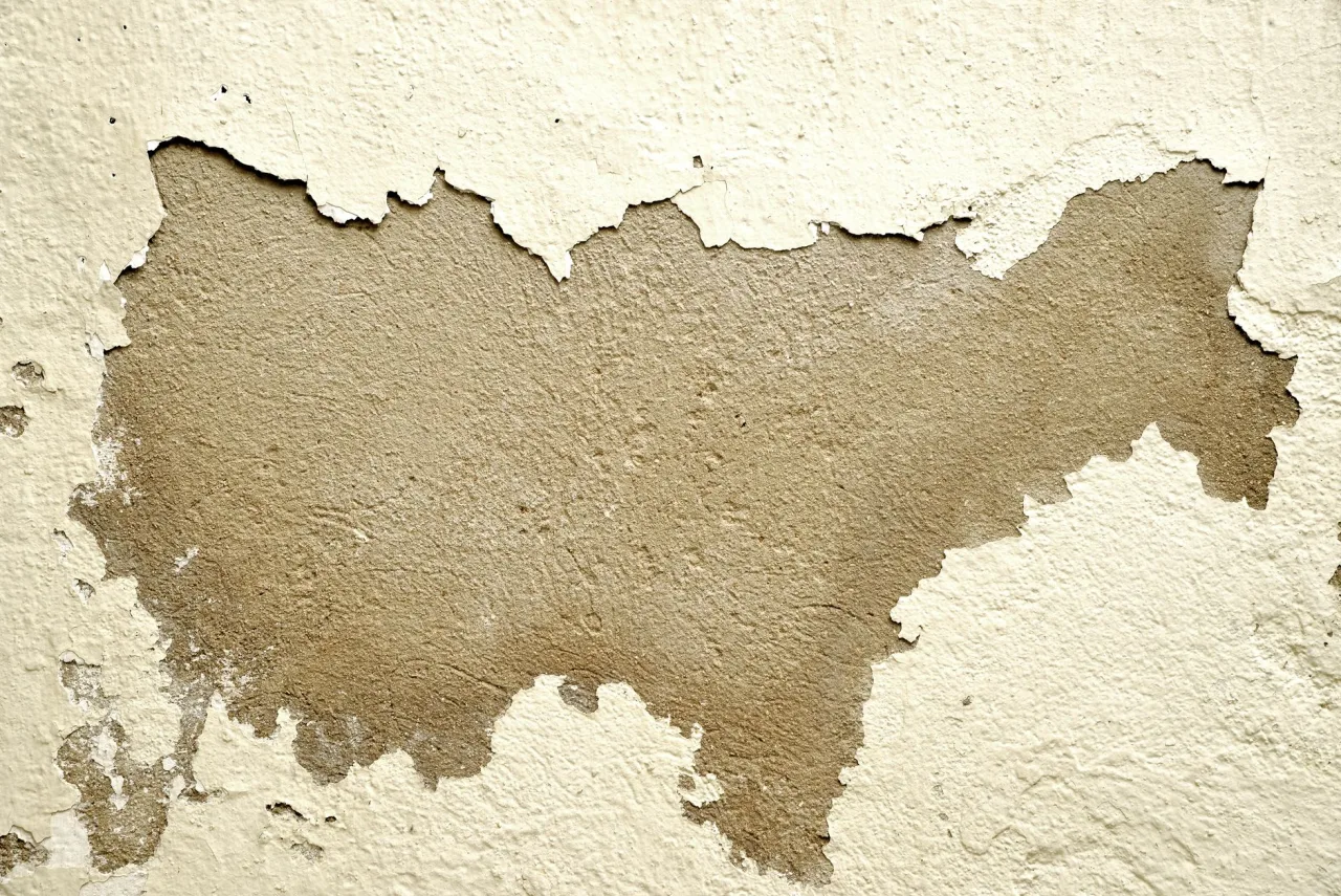 Wall Cracks in Dubai Homes: When to Worry and When Not To