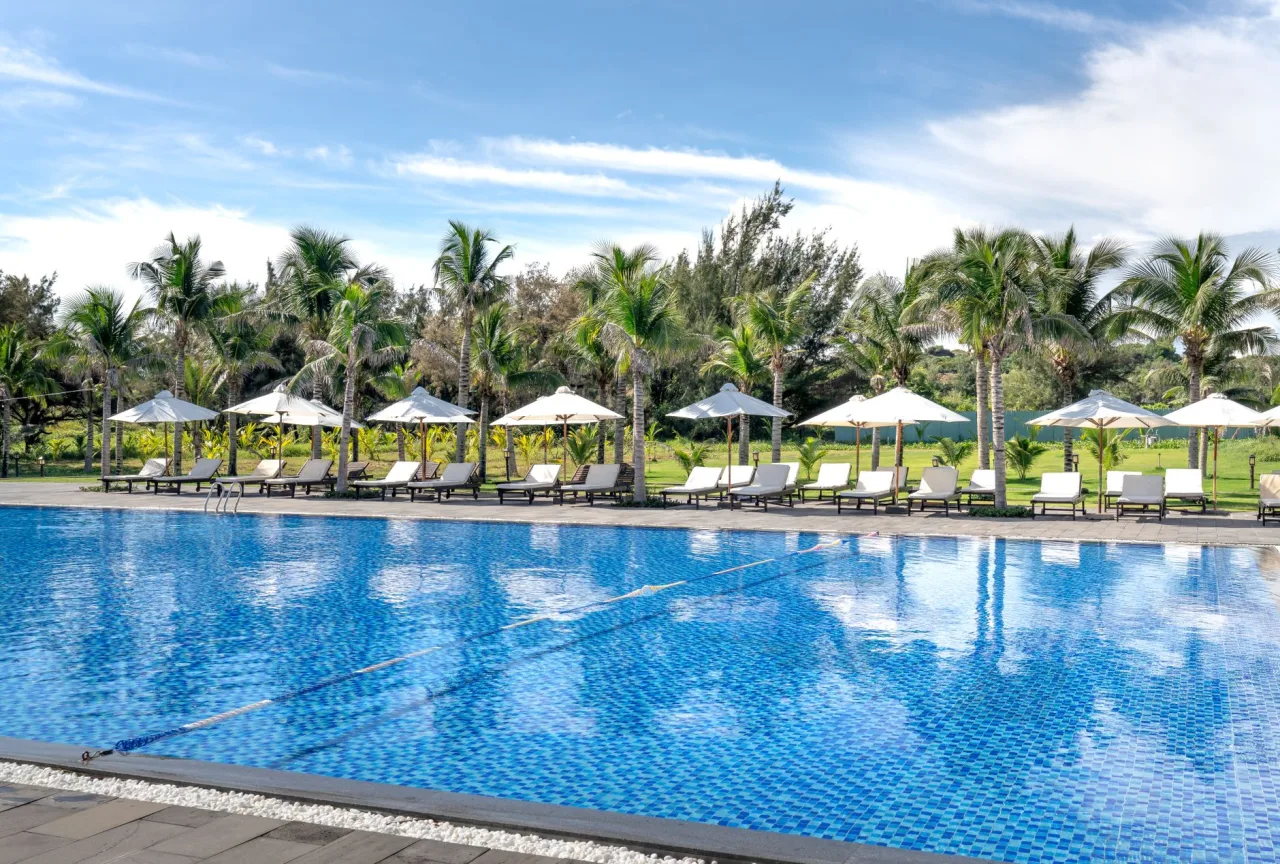 What Is Included in Swimming Pool Care in Dubai?
